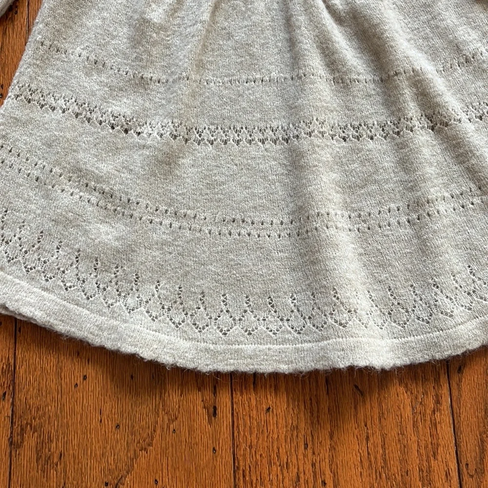 Never worn, XS adorable, feminine sweater from Antnro! - Picture 4 of 6